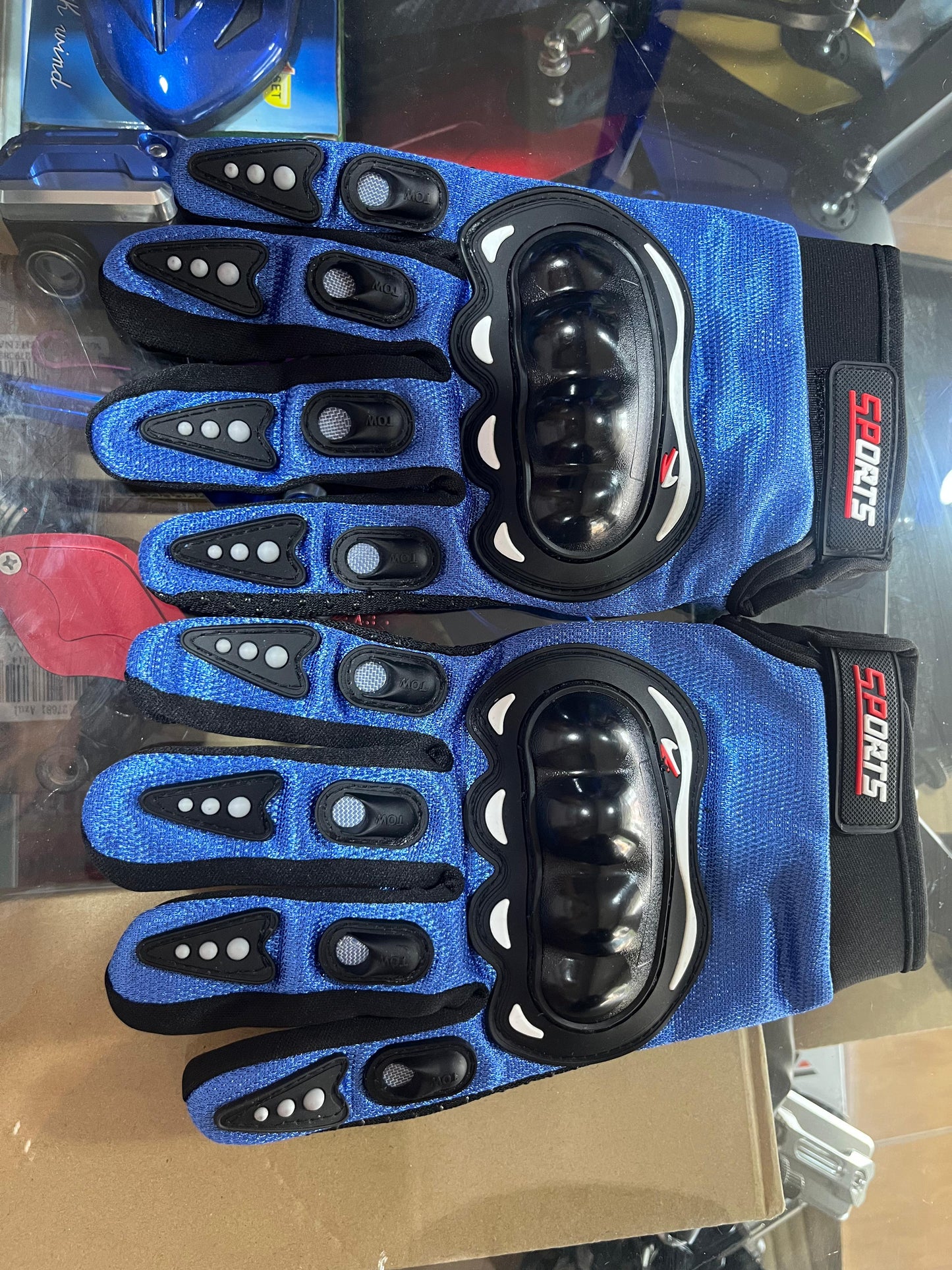 Guantes deportivos
