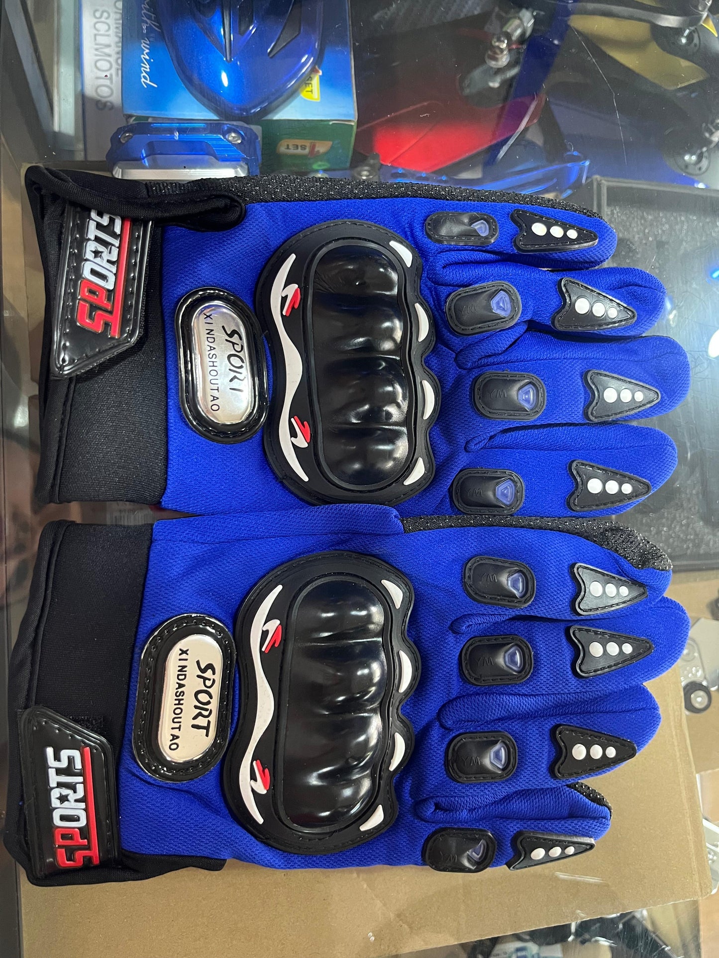 Guantes deportivos