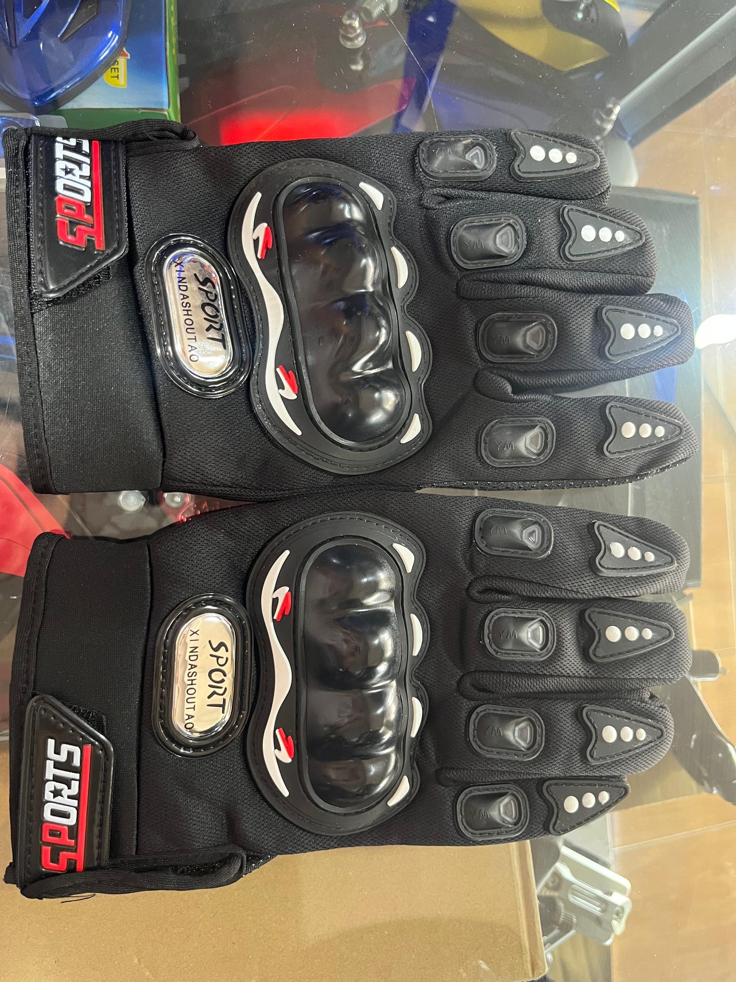 Guantes deportivos