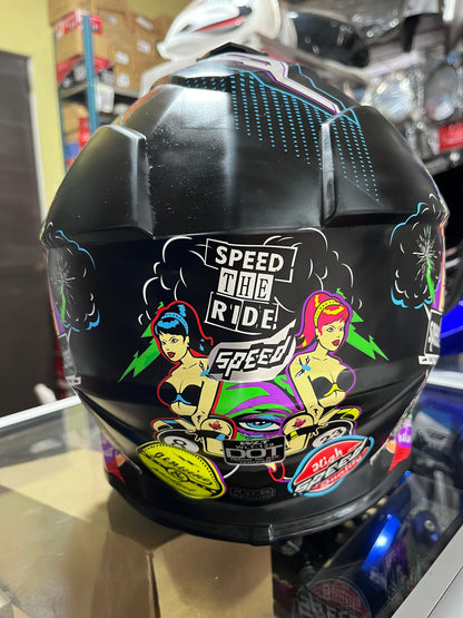 Casco deportivo (Graffiti)