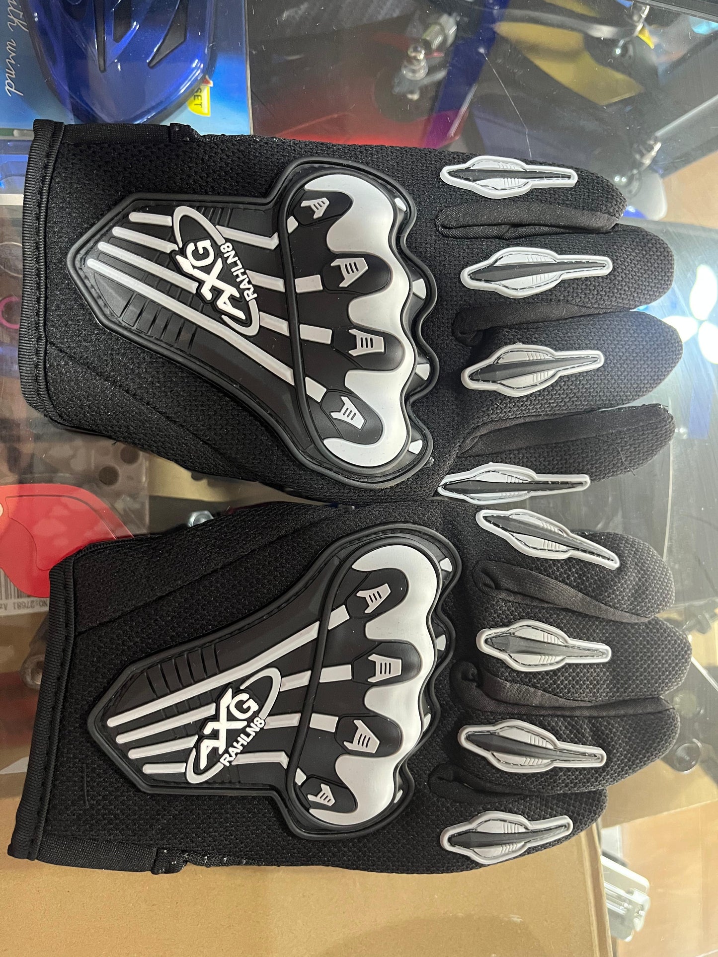 Guantes deportivos