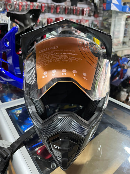 Casco deportivo estilo Cross (carbono)